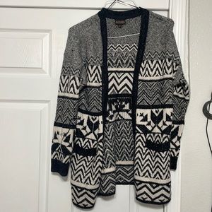 Shyanne Cardigan, Size Small